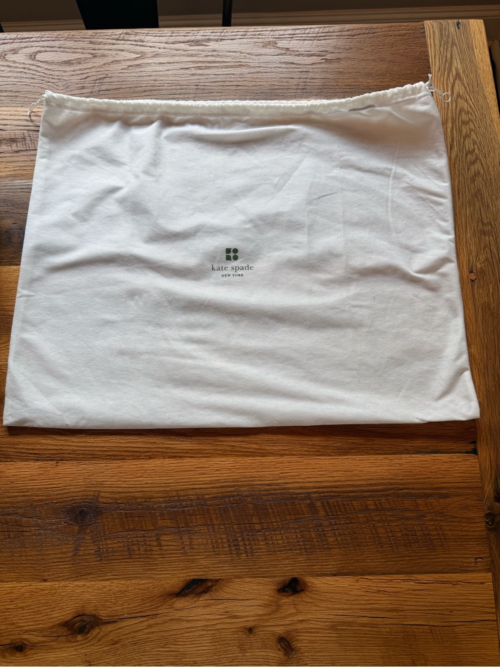 kate spade White Drawstring Dust Bag with Logo - 23.5x18.5